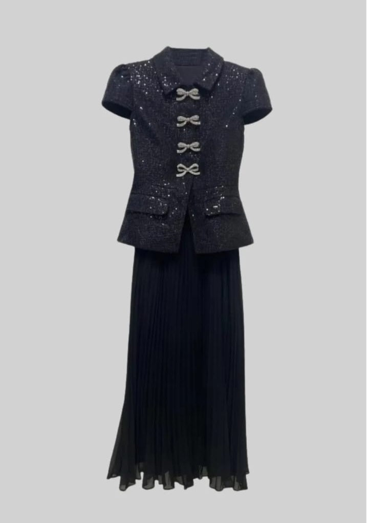 Elegant Dress With Sequined Top And Pleated Skirt - Black