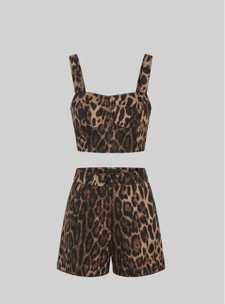 Leopard Print Crop Top and Tailored Shorts Set with Wide Straps – Brown