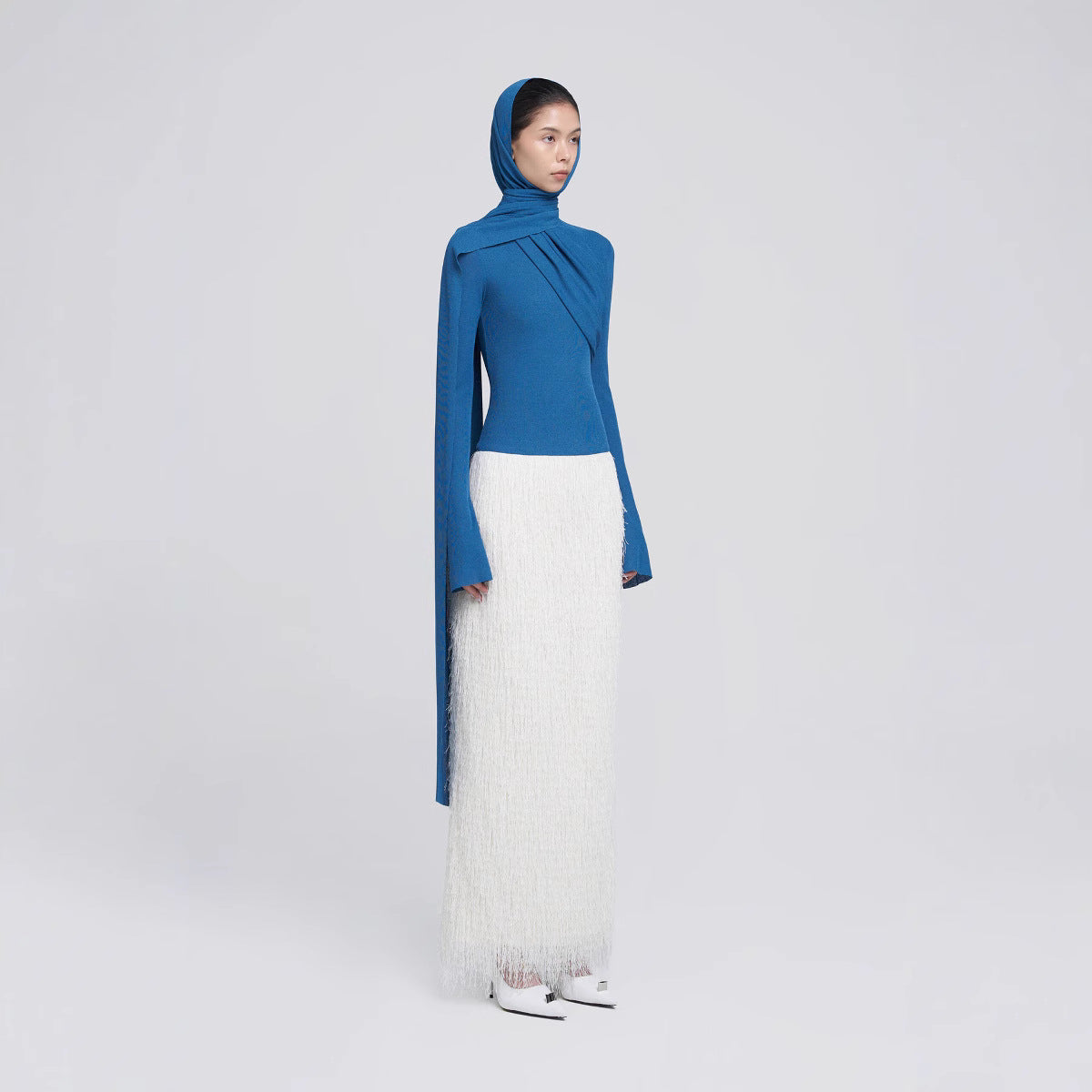 Waist hooded top tassel long skirt