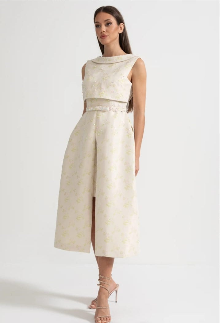 Blumengestickte ärmellose Kleid mit hohem Ausschnitt und vorderer Schlitz - Ivoire