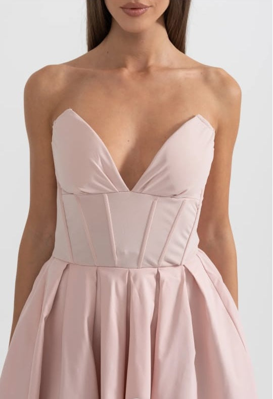 Sophisticated Strapless Midi Dress with Fitted Bodice - Peach