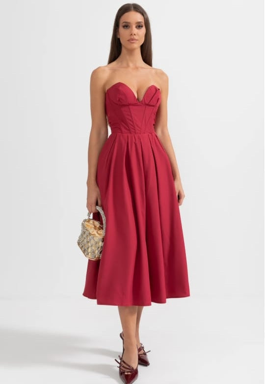 Sophisticated Strapless Midi Dress with Fitted Bodice - Burgundy