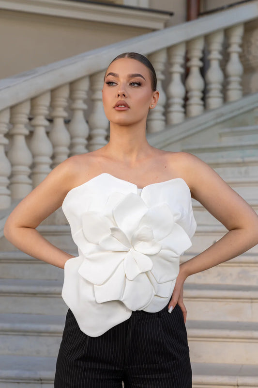 Sleeveless 3D Floral Tank Top - White