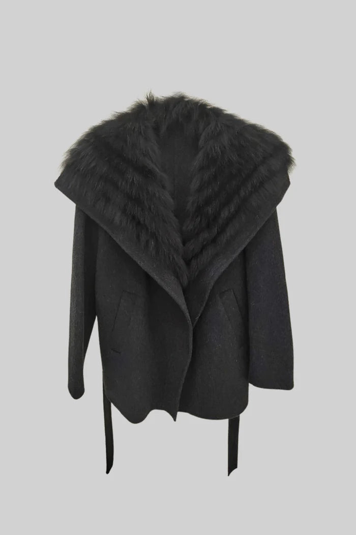 Wool Coat with Oversized Fur Collar And Belt - Black