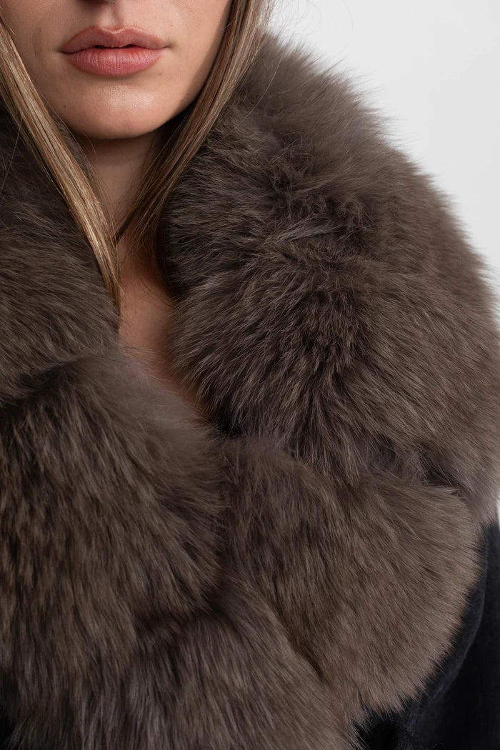 Wool Wrap Coat with Fox Fur Collar And Tie Belt – Black/Brown