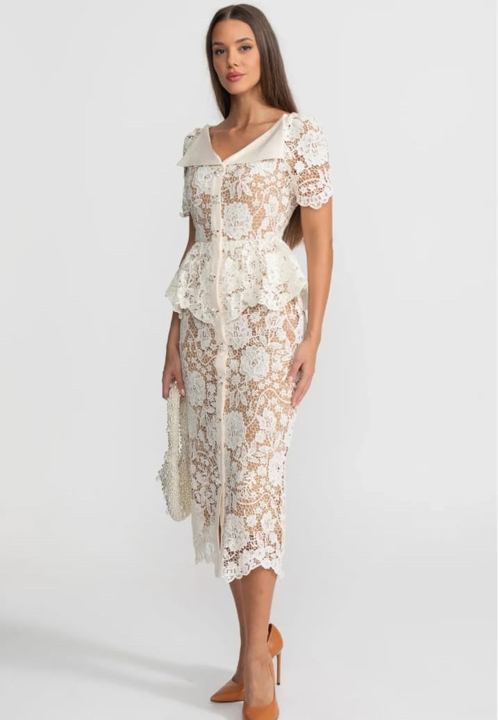 Lace Midi Dress with Peplum Waist and Satin Collar - Ivoire