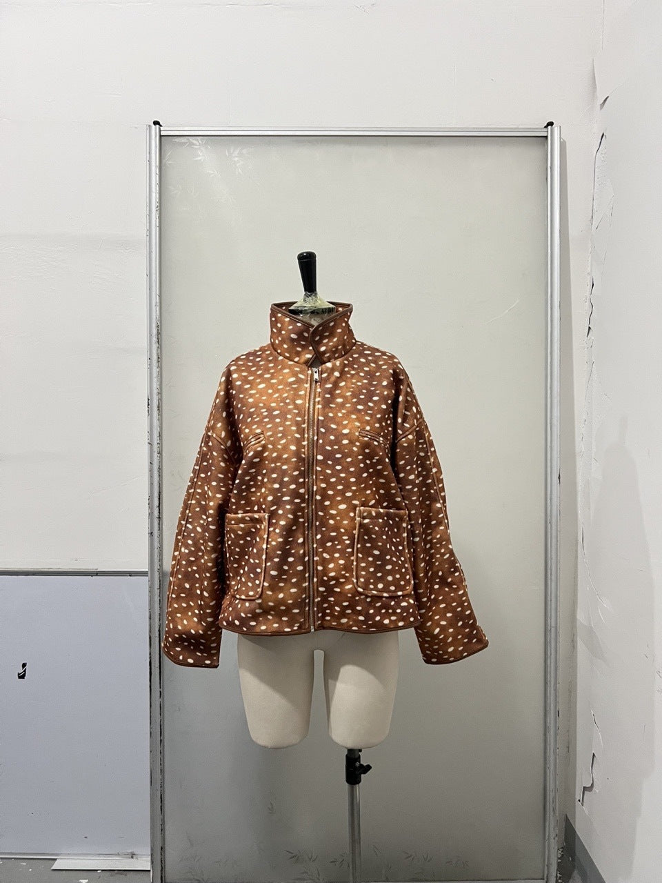 Polka dot short long-sleeve jacket