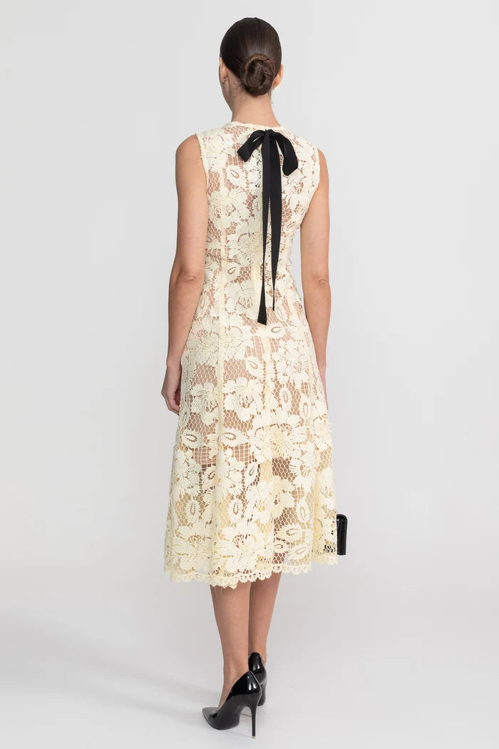 Lace Sleeveless Midi Dress With Round Neckline And Scalloped Hem - Yellow