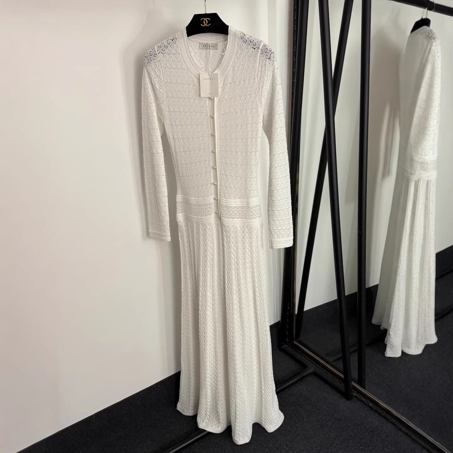 Blend Hollow-Out Knit