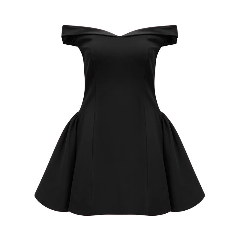 Mini robe à épaules à épaules dérivées