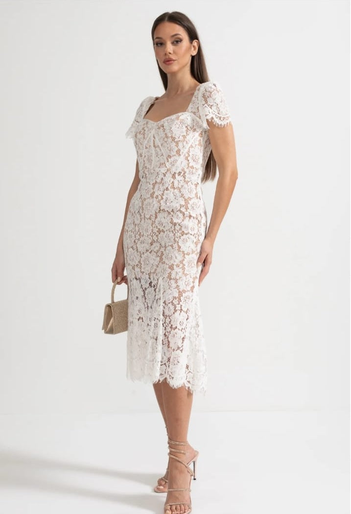 Short Sleeved Lace Dress With Delicate Matching Waist Belt - White