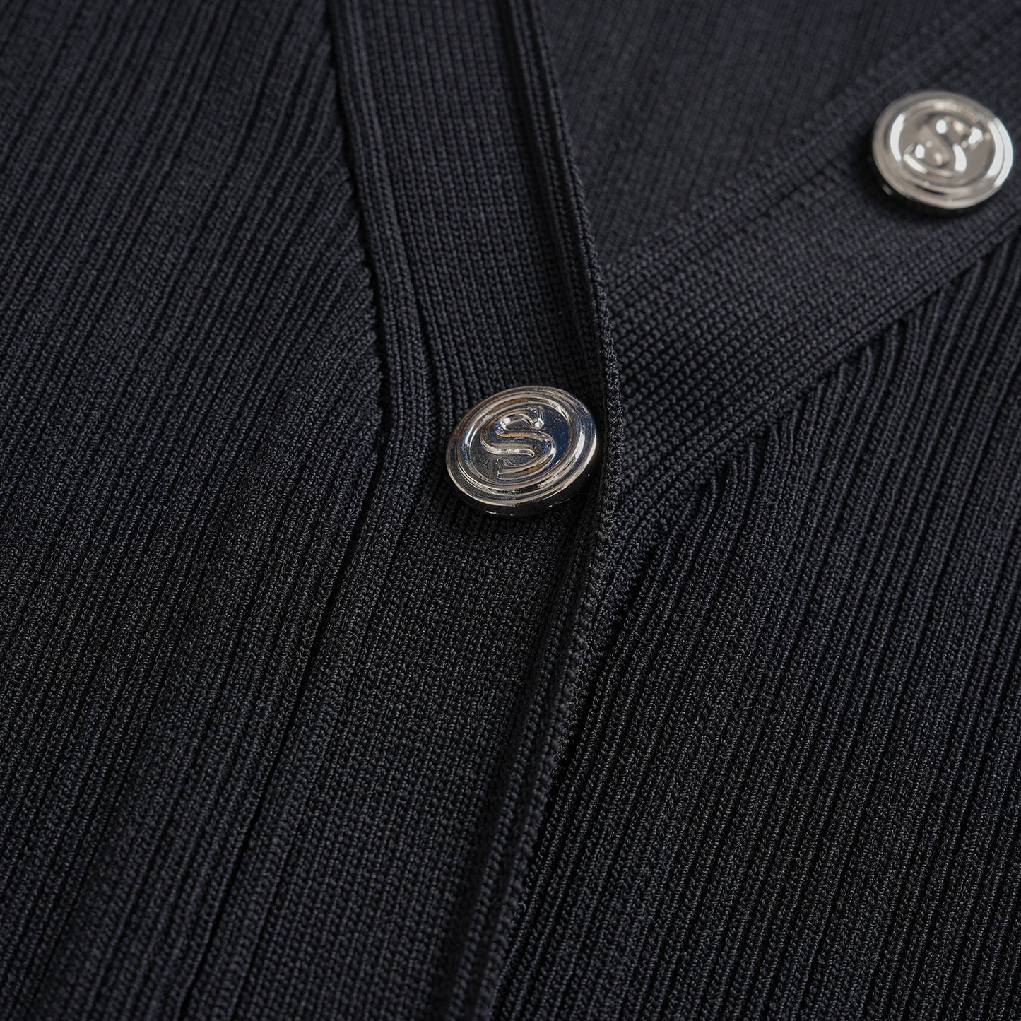 Schlankes fites Innenrockkleid