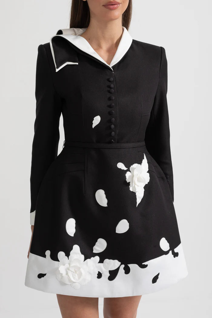 Floral Embellished Dress With Contrasting White Collar And Decorative Fabric Flowers - Black