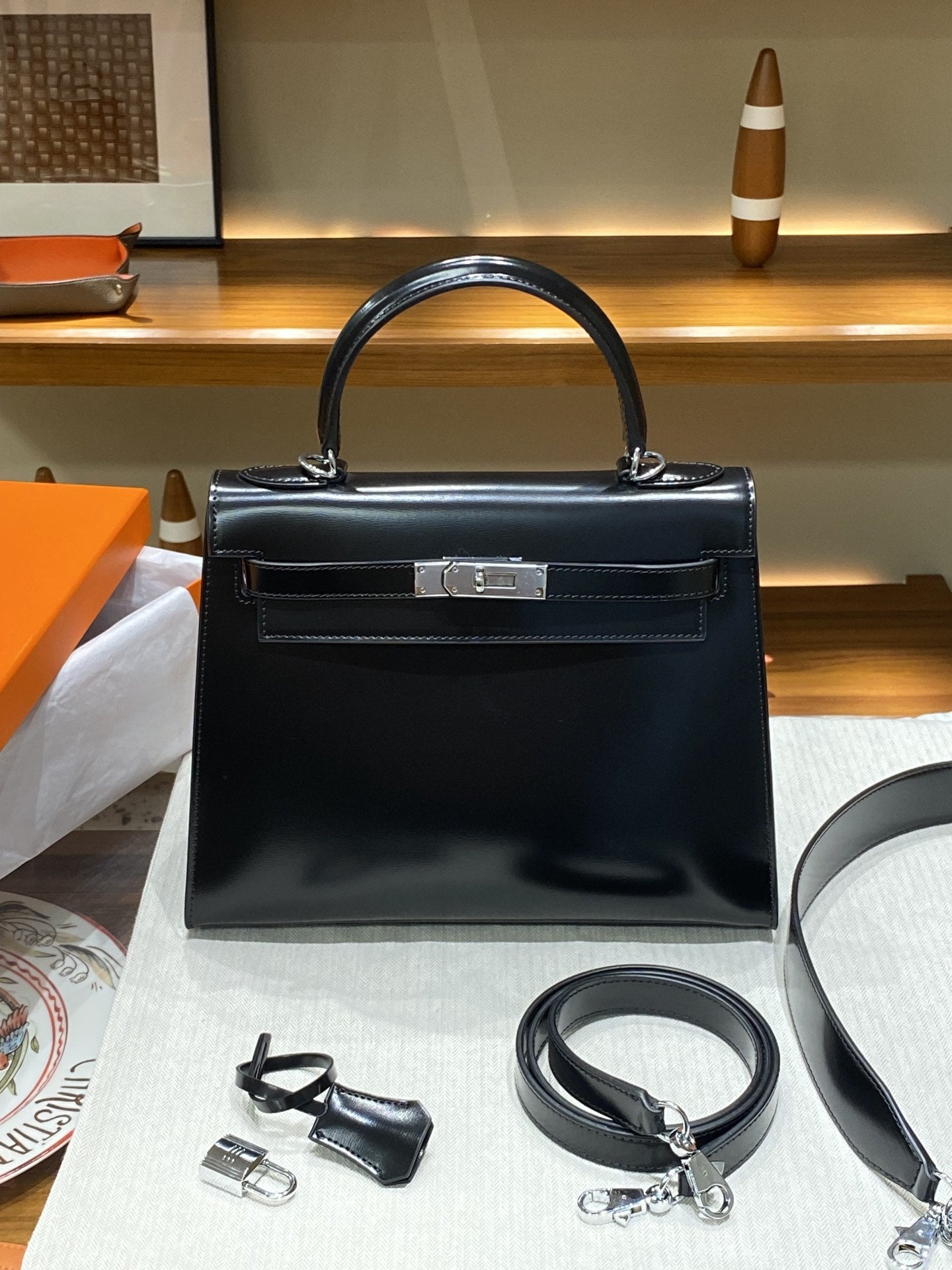 Kelly bag with box leather