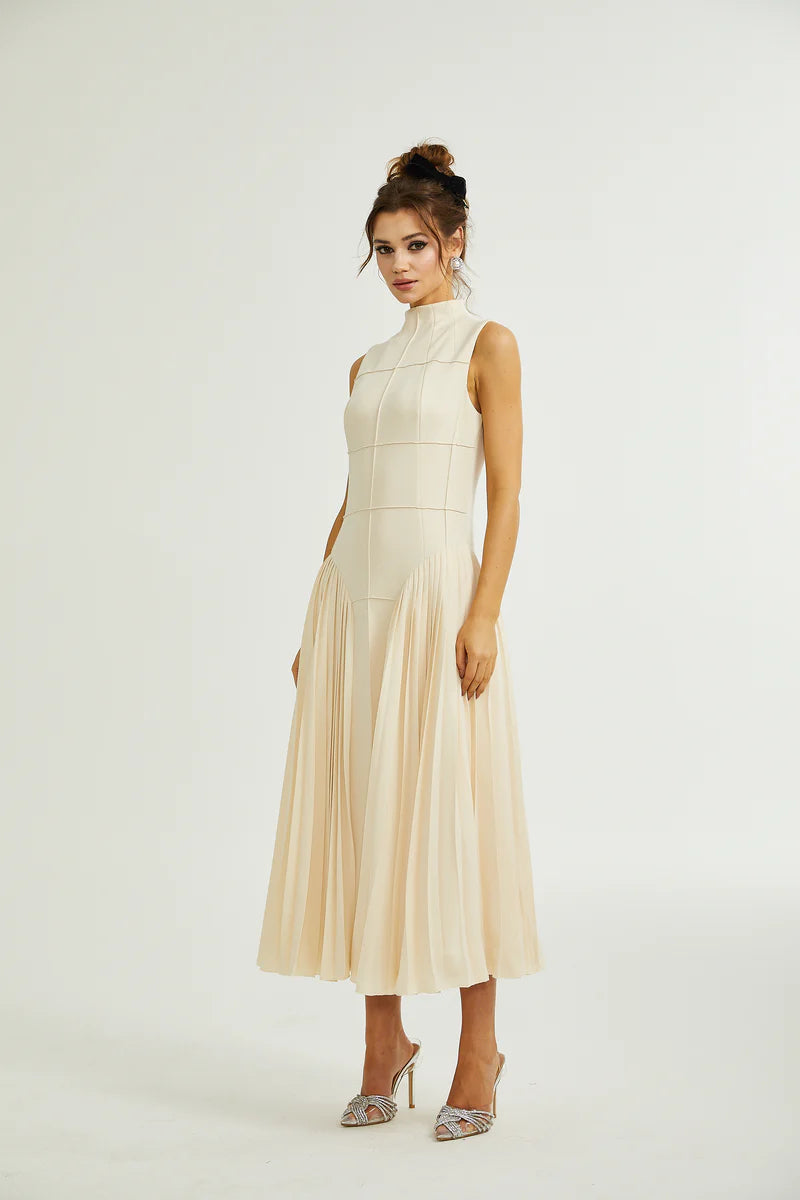 Safiya sleeveless pleated dress