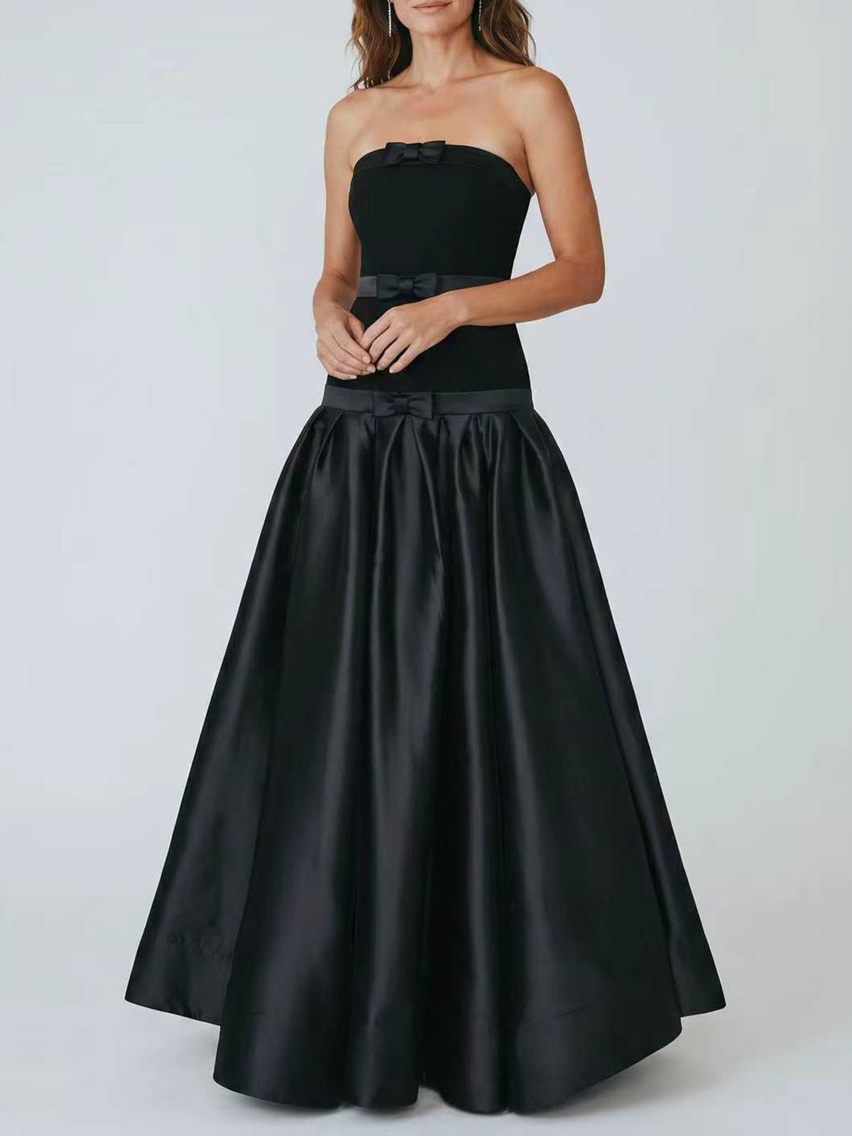 Bow Noir Gown