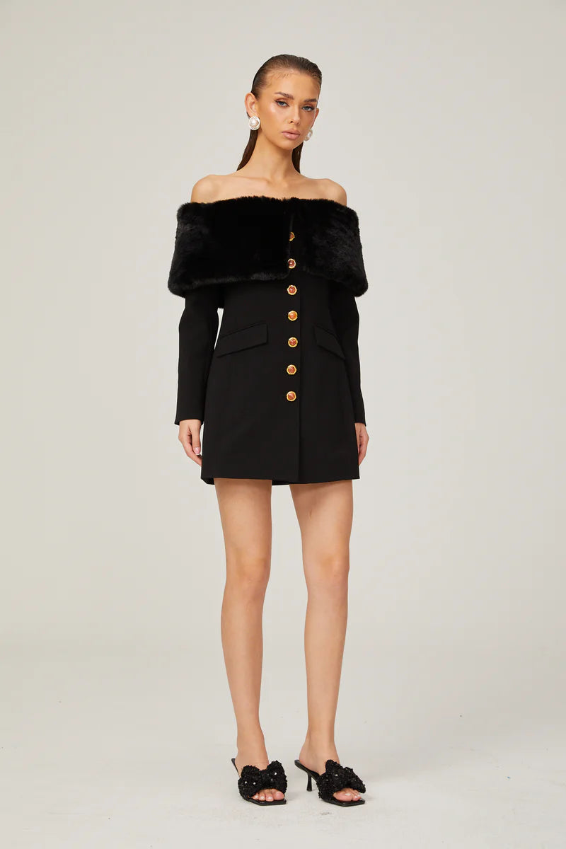 Céline Black Faux-Fur Mini robe à épaules dérangées