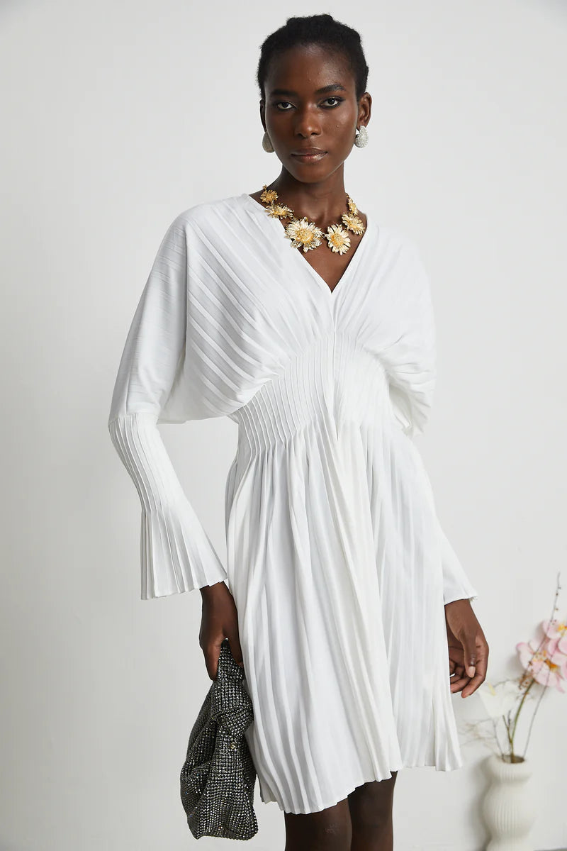 Claudette en V-Neck plissée mini robe
