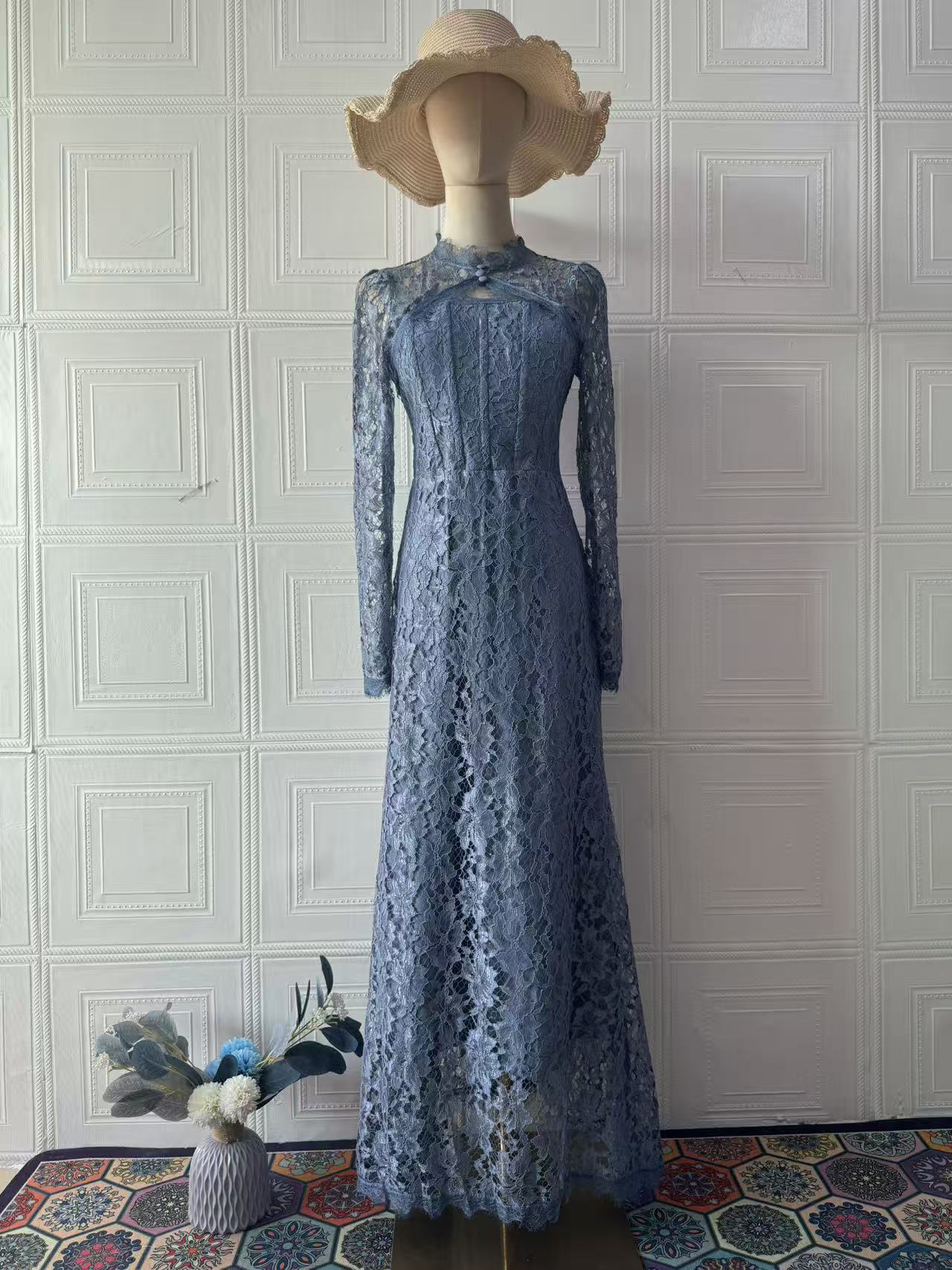 Luxury Lace   maxi  Dress
