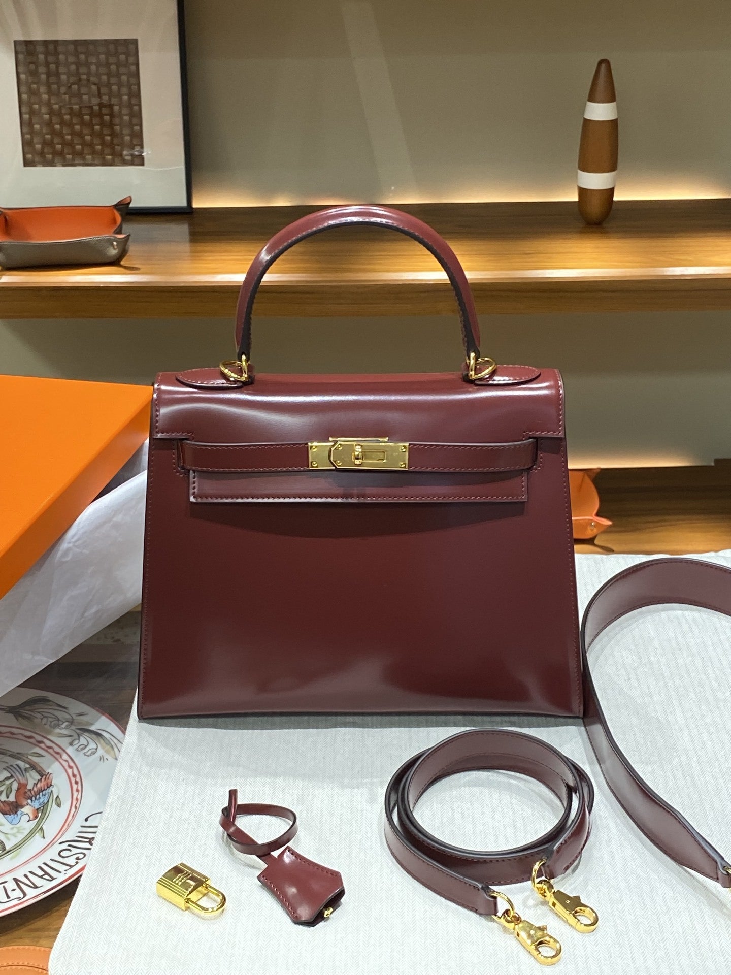 Kelly bag with box leather