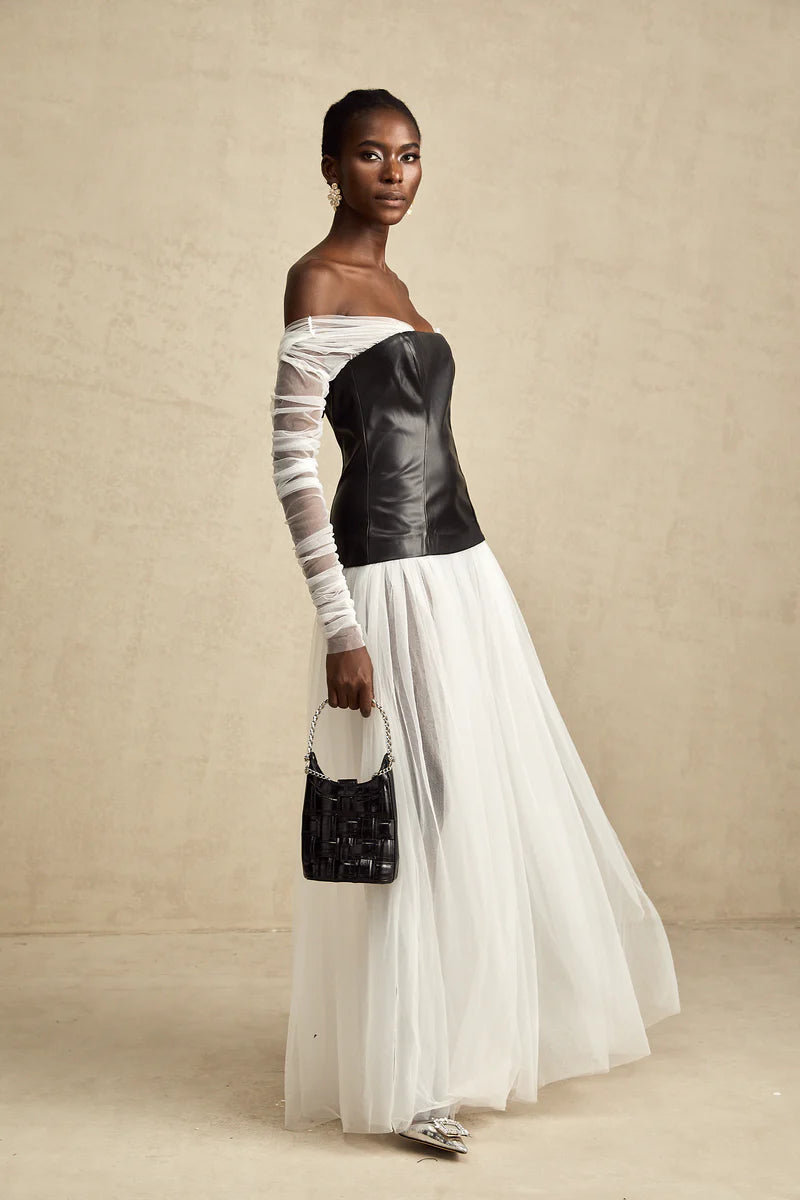 Robe maxi lambrissée de couleur contraste de la clémentine