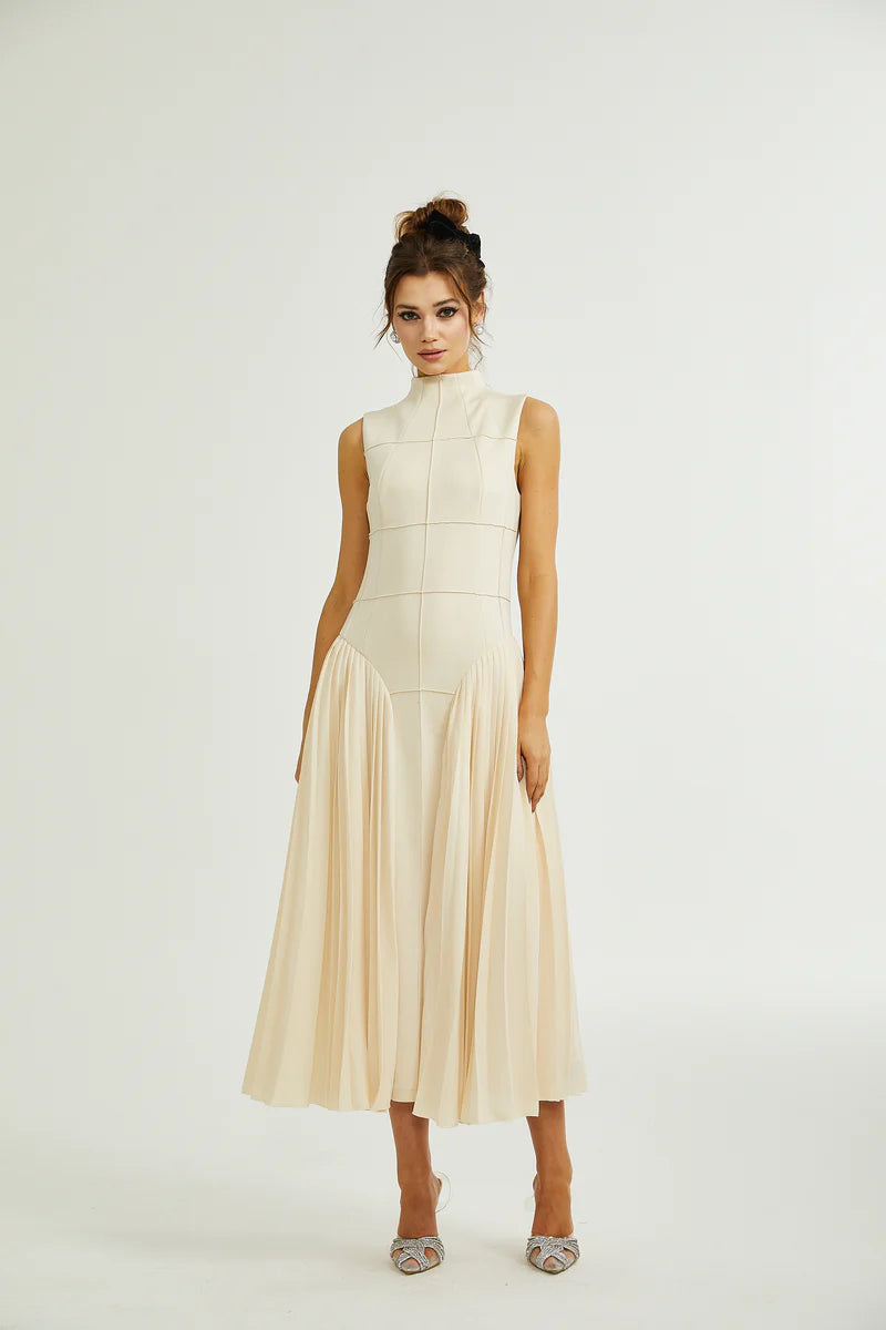 Safiya sleeveless pleated dress