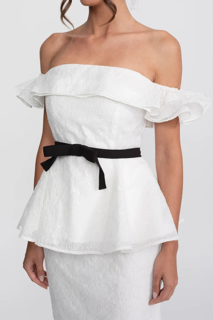 Off-Shoulder Peplum Top And Skirt Set With Black Ribbon Belt - Whit
