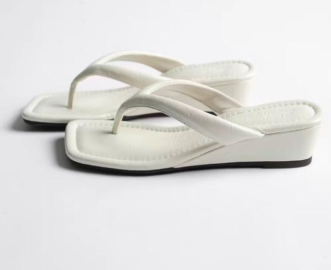 Palma Print Sandals