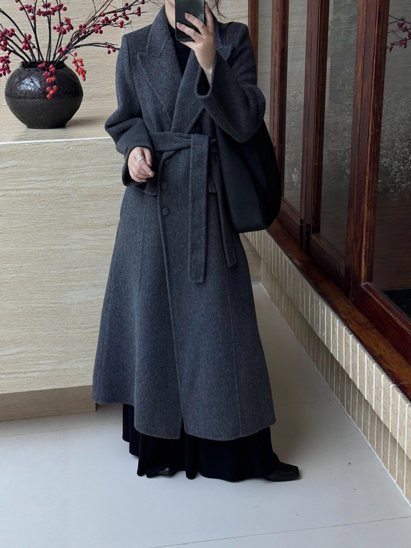 Double-faced cashmere mid-length coat