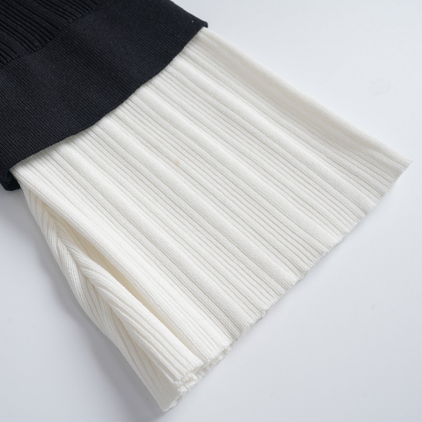 Schlankes fites Innenrockkleid