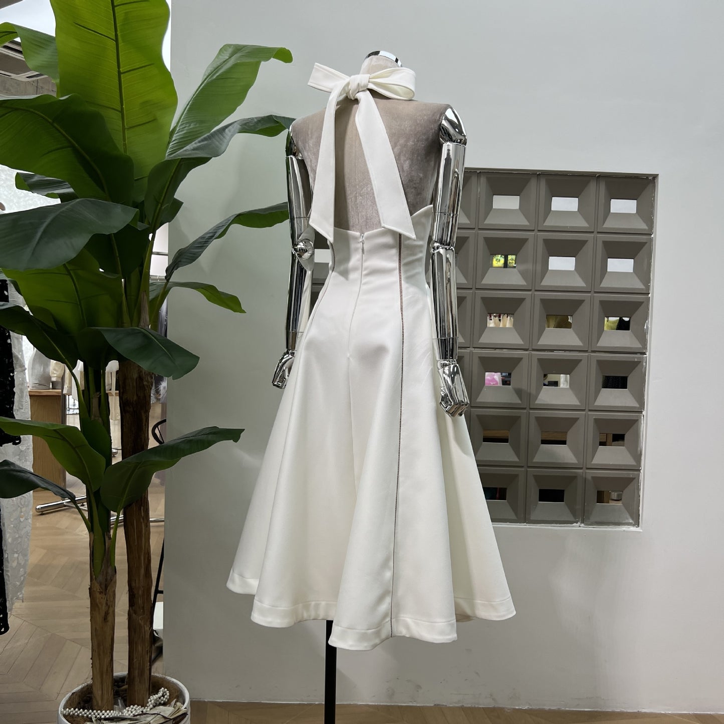 Lace-up Halterneck Backless Dress