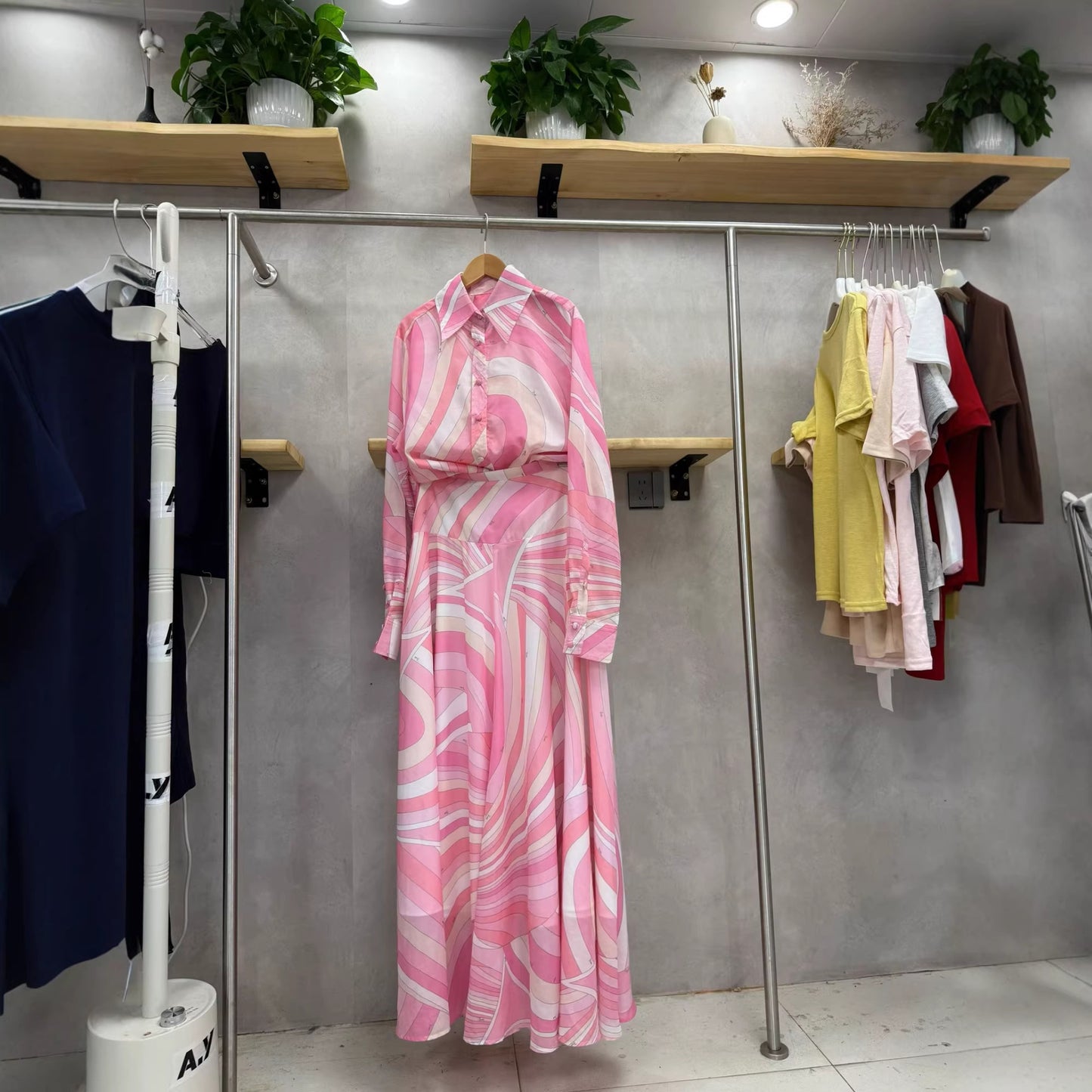 Printed Long-Sleeved Shirt and Large Hem Skirt Set