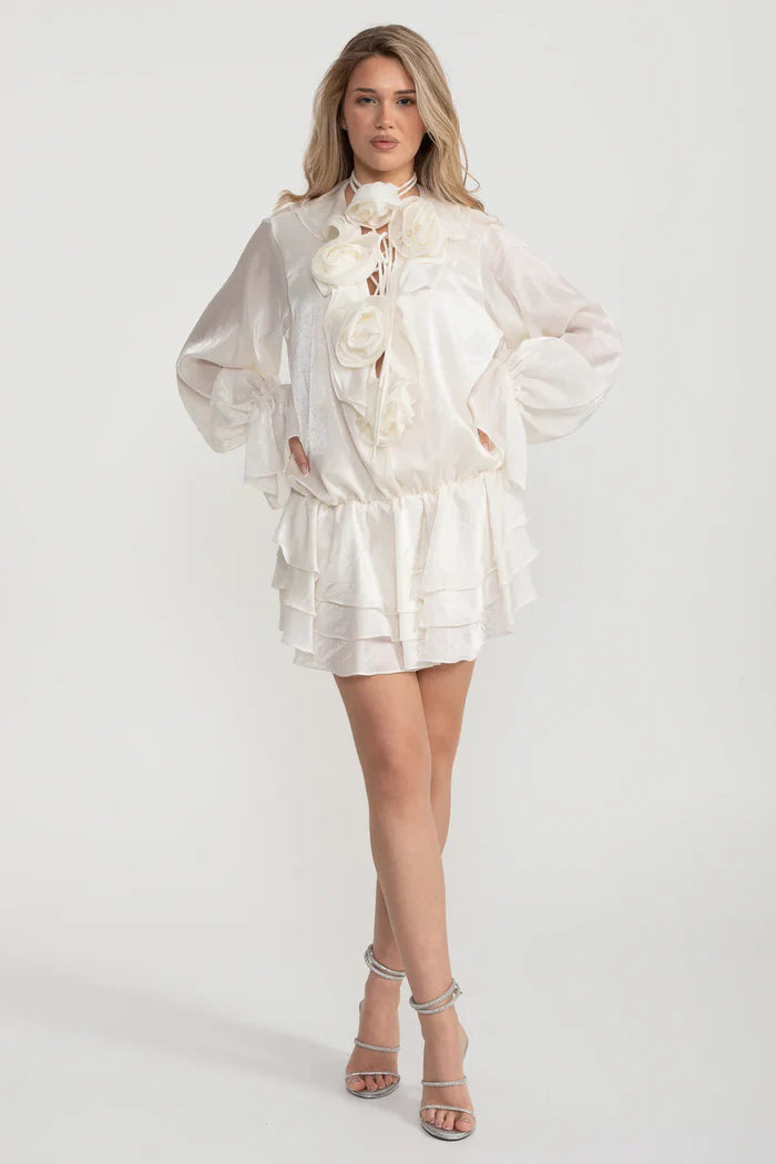 Flowing Sheer Dress With Floral Appliques And Long Puffy Sleeves - Ivoire