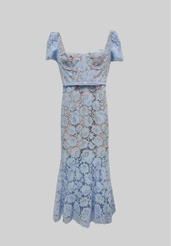Short Sleeved Lace Dress With Delicate Matching Waist Belt - Blue
