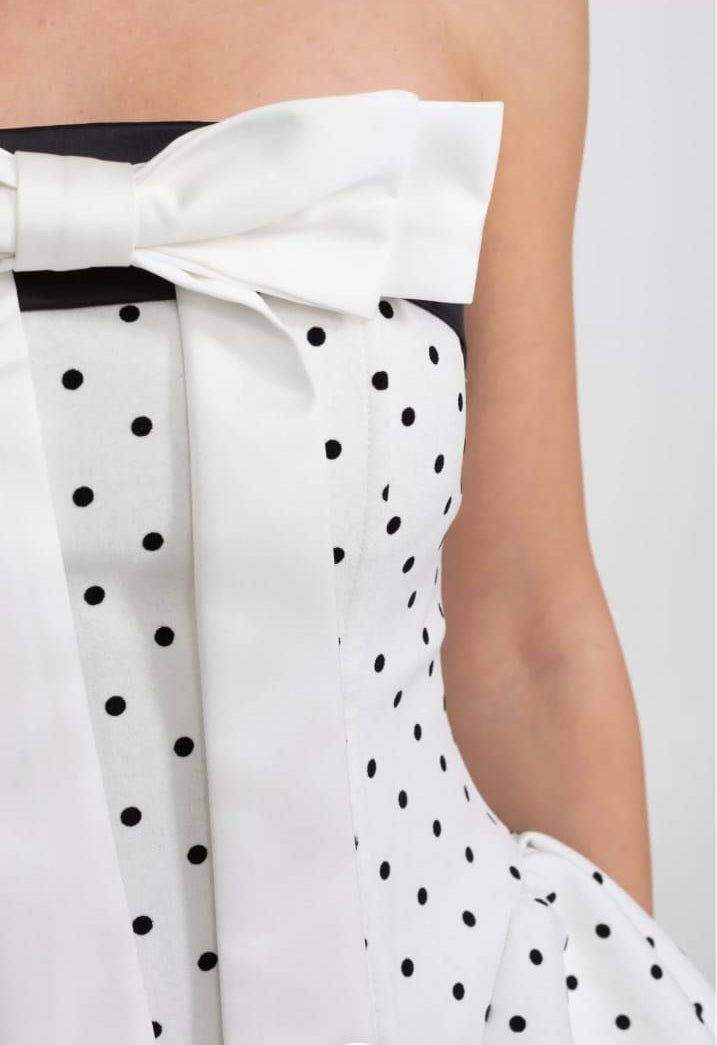 Strapless Velvet Mini Dress With Satin Bow And Ruffle Hem - White