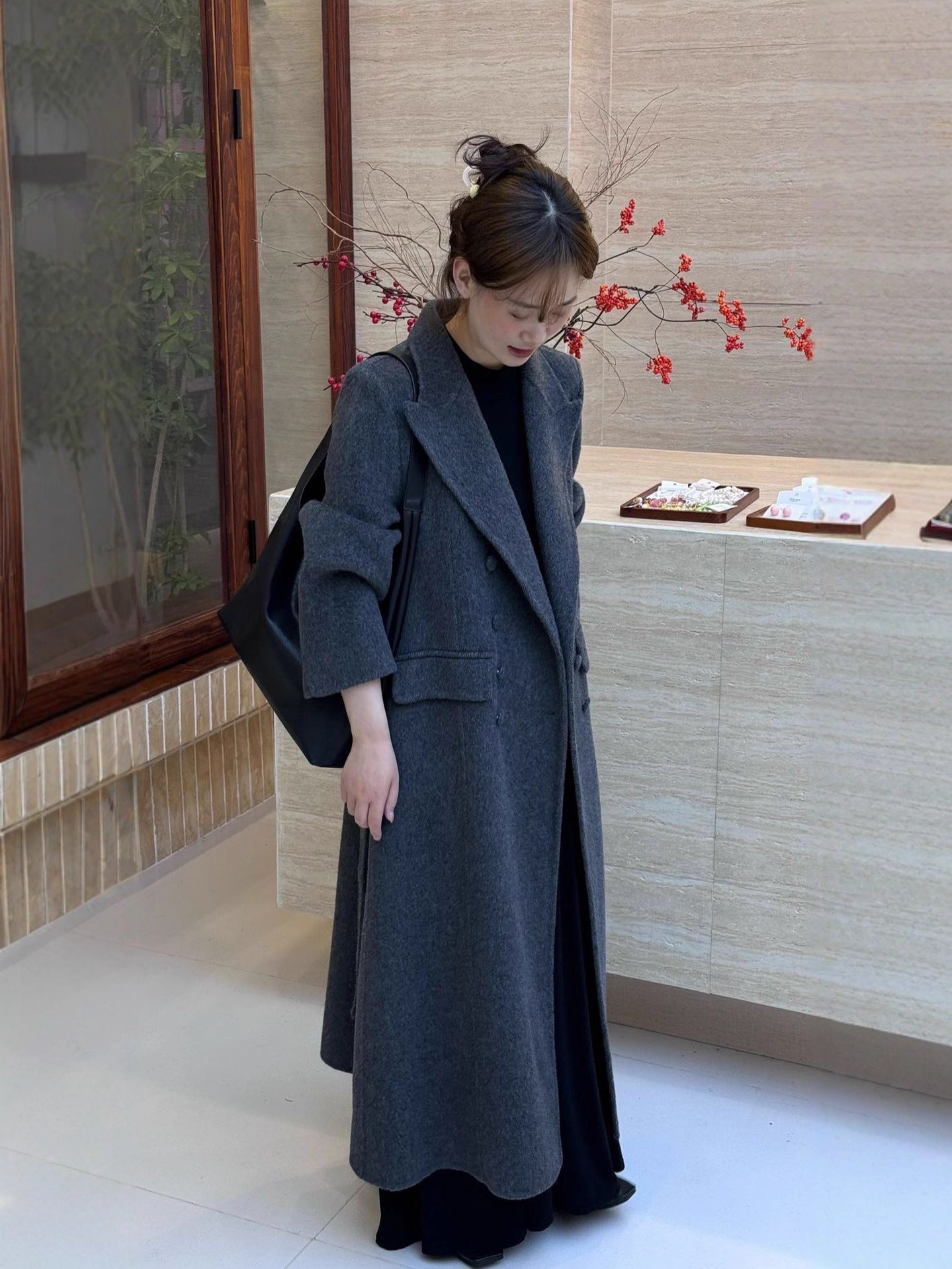 Double-faced cashmere mid-length coat