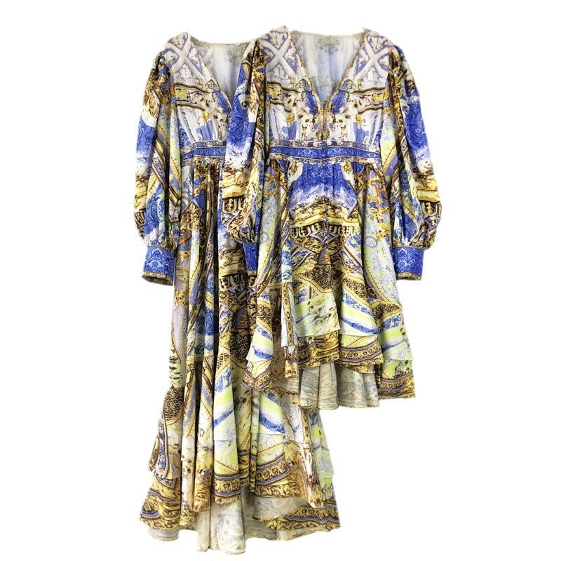 Robe de volants à col en V
