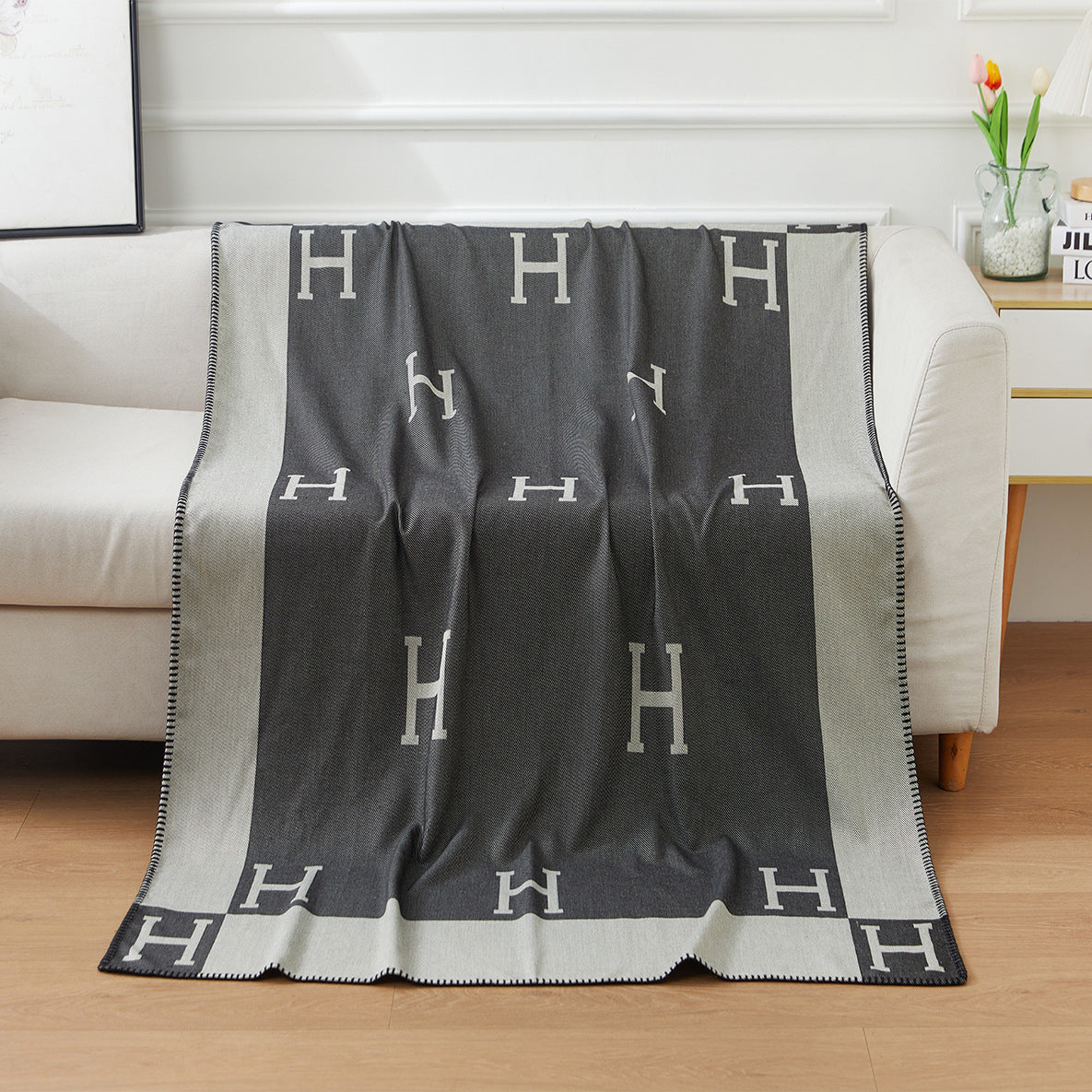 Herme Blanket