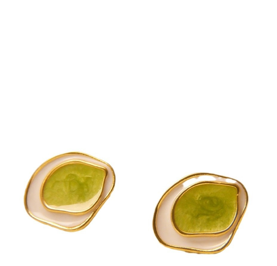 High-end dripping oil contrast earrings