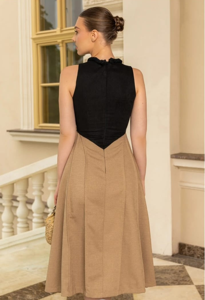 Bicolor Sans manches plies robe midi