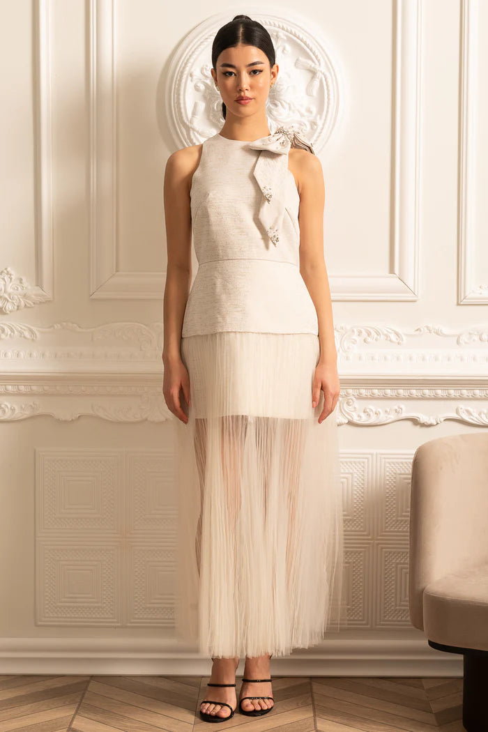 Elegant Dress With Pleated Tulle Skirt, Shoulder Bow And Sparkling Embellishments - Ivoire