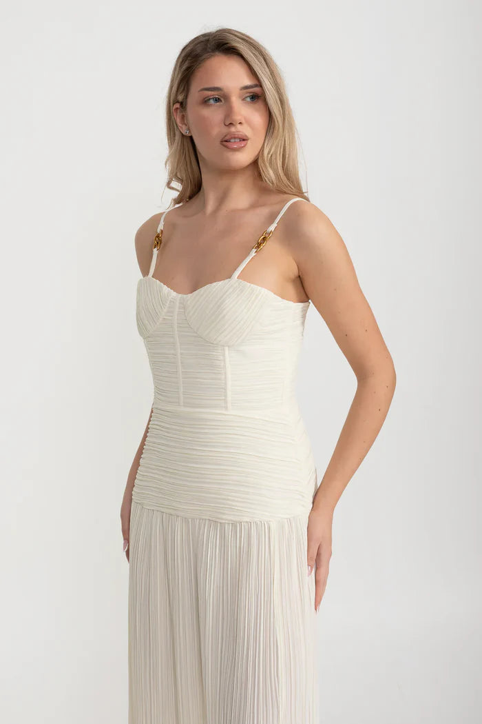 Elegant Dress With Ruched Fitted Bodice And Straight Skirt With Side Slit - Ivoire