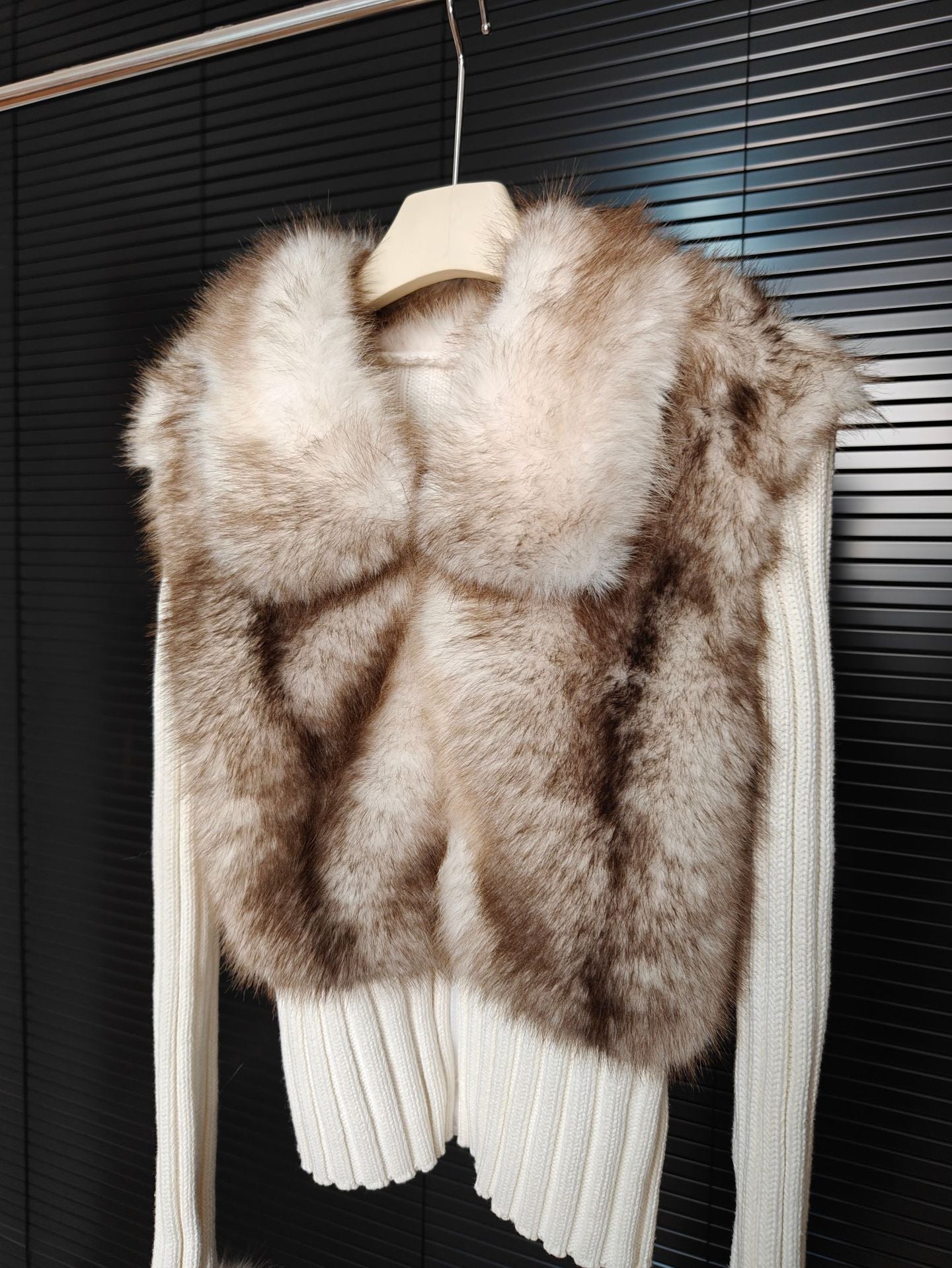 Fur knitted jacket