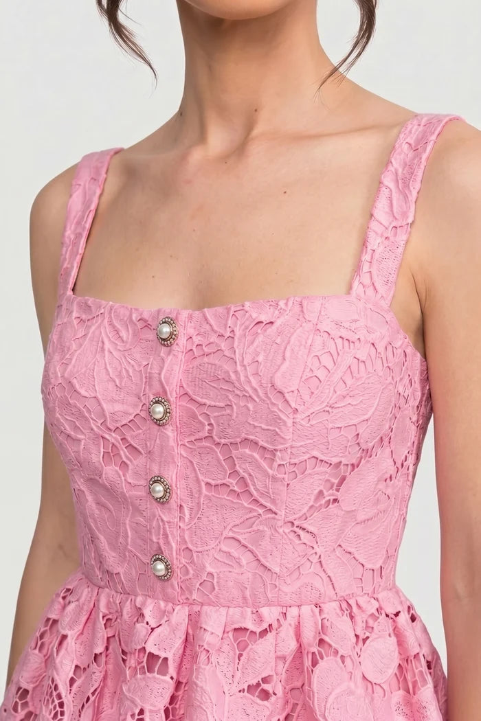 Sleeveless Lace Peplum Dress With Midi Skirt And Golden Buttons - Pink
