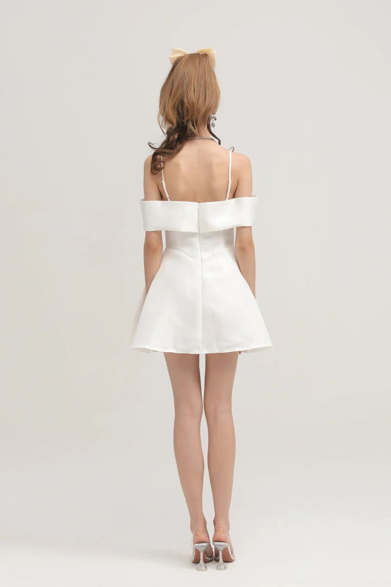 Elva White Bowknot Mini Robe évasée
