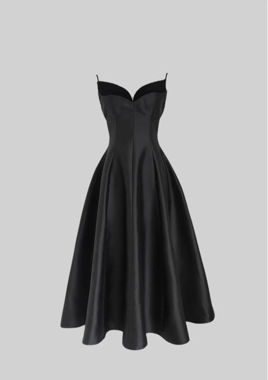 Sleeveless Fitted Dress With Sweetheart Neckline And Flared Knee-Length Skirt - Black