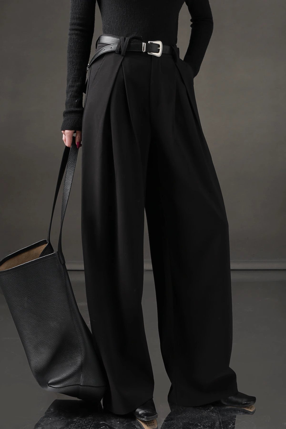 wide-leg loose drape pants