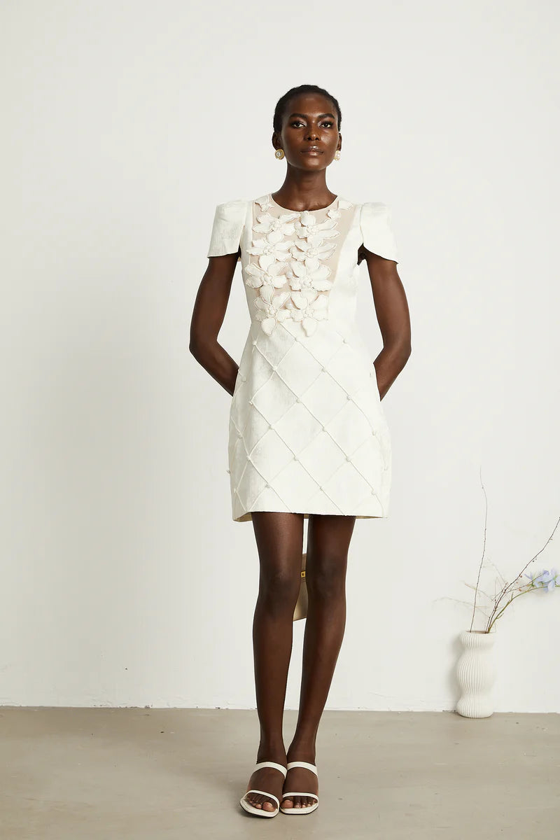 Coralie White Petal-Detail Mini robe robe
