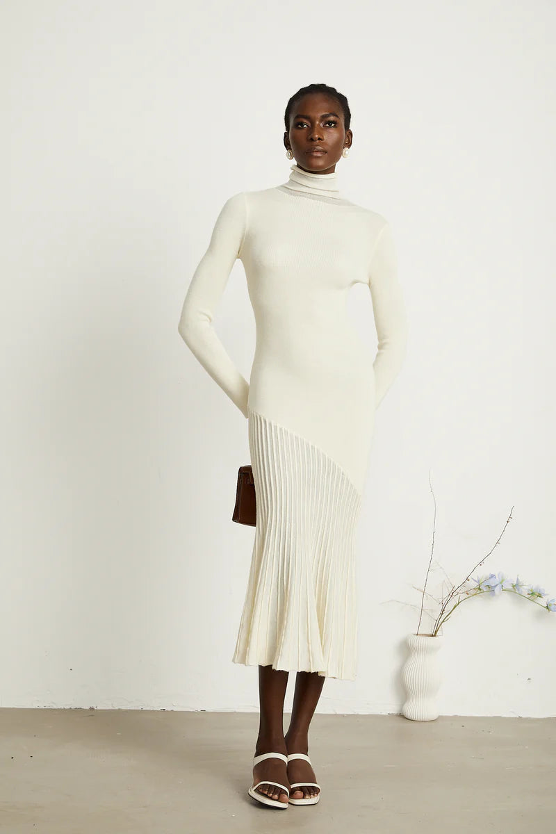 Émeline Robe midi plissée tricotée blanche