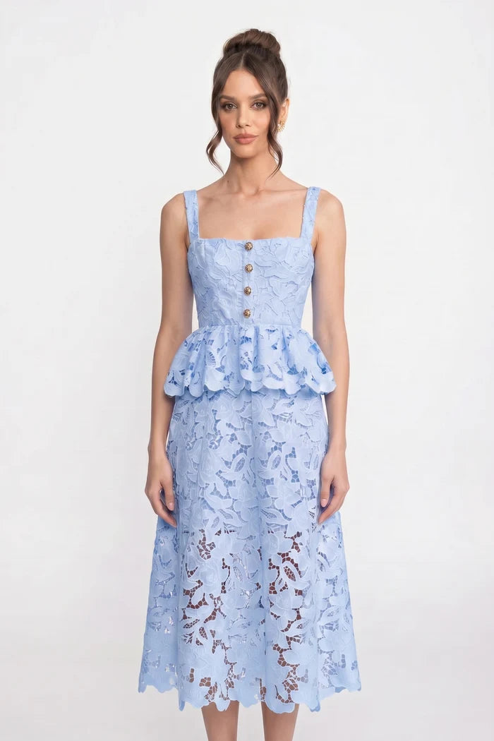Sleeveless Lace Peplum Dress With Midi Skirt And Golden Buttons - Blue